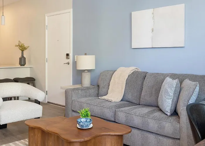 Apartment Landing Modern 1Bd Clubhouse Pool *