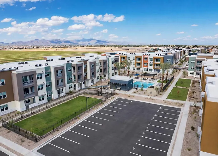 Landing Modern 1Bd Clubhouse Pool Apartment
