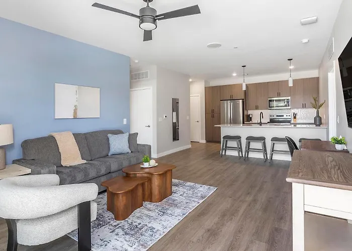 Apartment Landing Modern 1Bd Clubhouse Pool