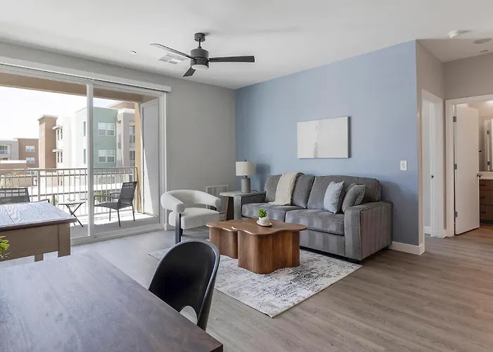 Landing Modern 1Bd Clubhouse Pool *