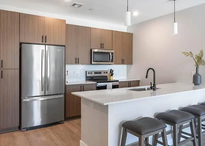 Apartment Landing Modern 1Bd Clubhouse Pool