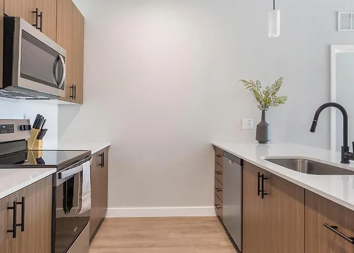 Landing Modern 1Bd Clubhouse Pool Apartment Goodyear