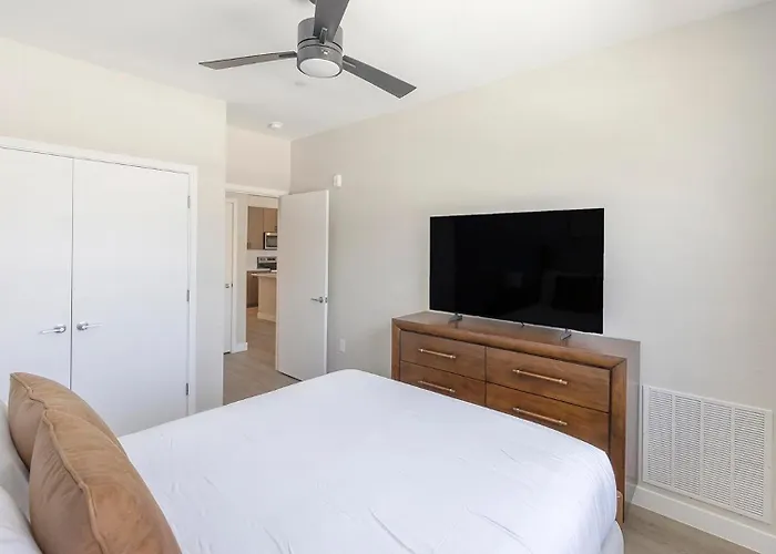 Landing Modern 1Bd Clubhouse Pool Apartment *