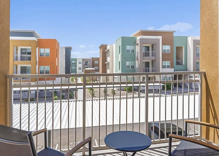Landing Modern 1Bd Clubhouse Pool *