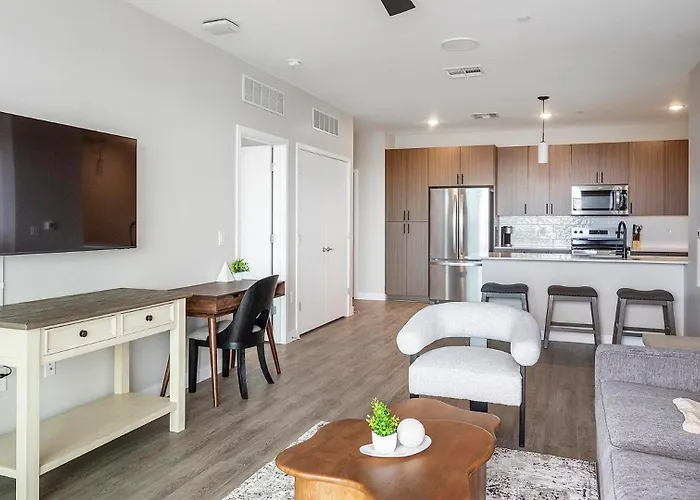 Landing Modern 1Bd Clubhouse Pool Apartment