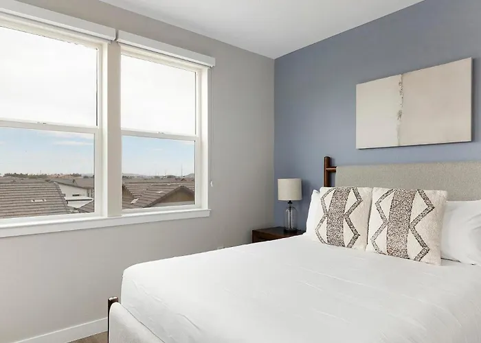Landing Modern 1Bd Clubhouse Pool * Goodyear